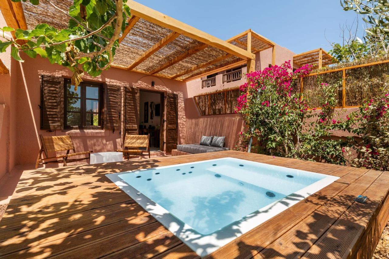 Akre Hotel 스텔리다 외부 사진